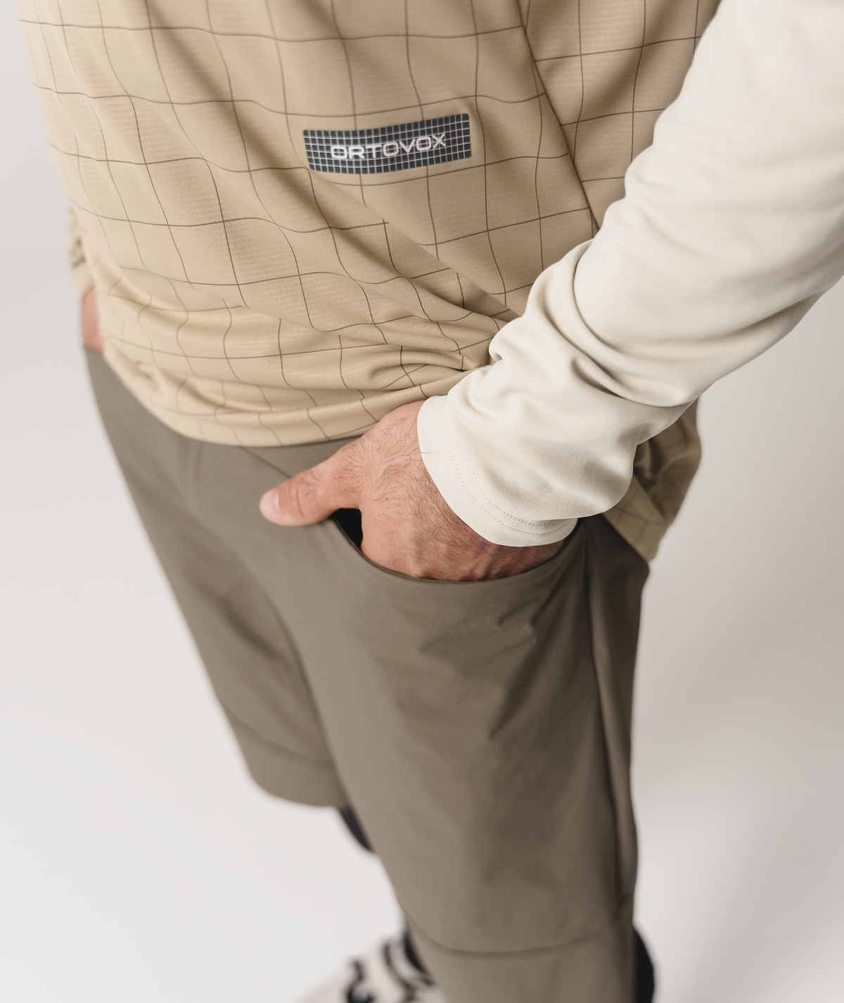 ORTOVOX SEQUENCE TRAIL SHORTS M dark grey brown