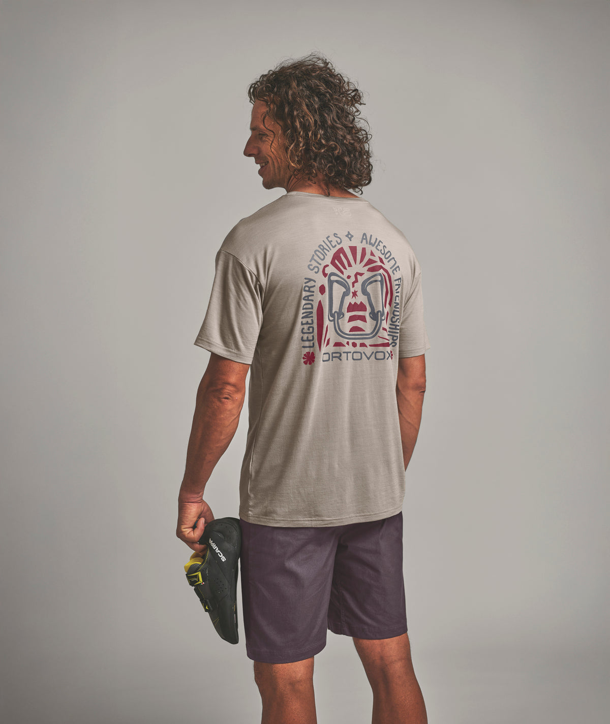 150 COOL CLIMBING VIBES TS M dark linen