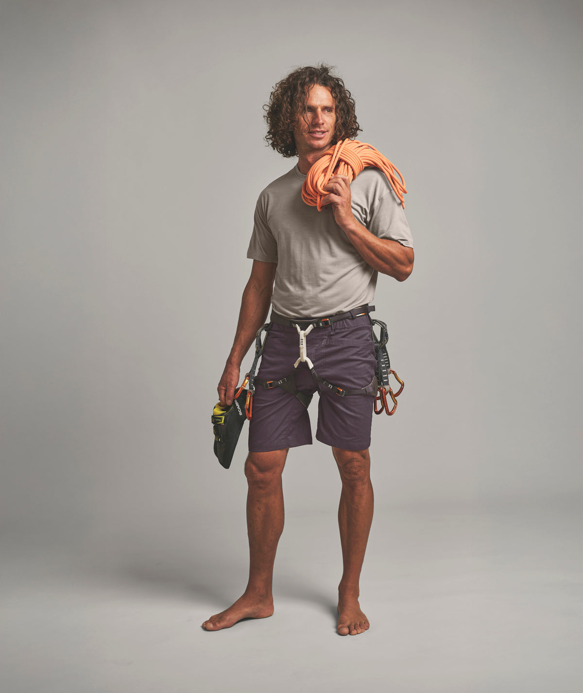 150 COOL CLIMBING VIBES TS M dark linen