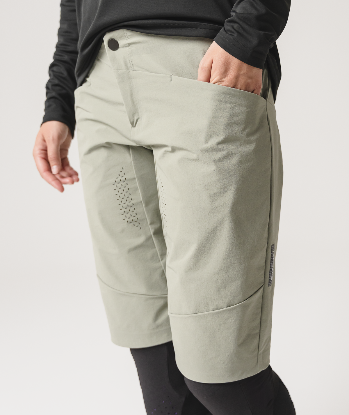 ORTOVOX SEQUENCE TRAIL SHORTS W green sage