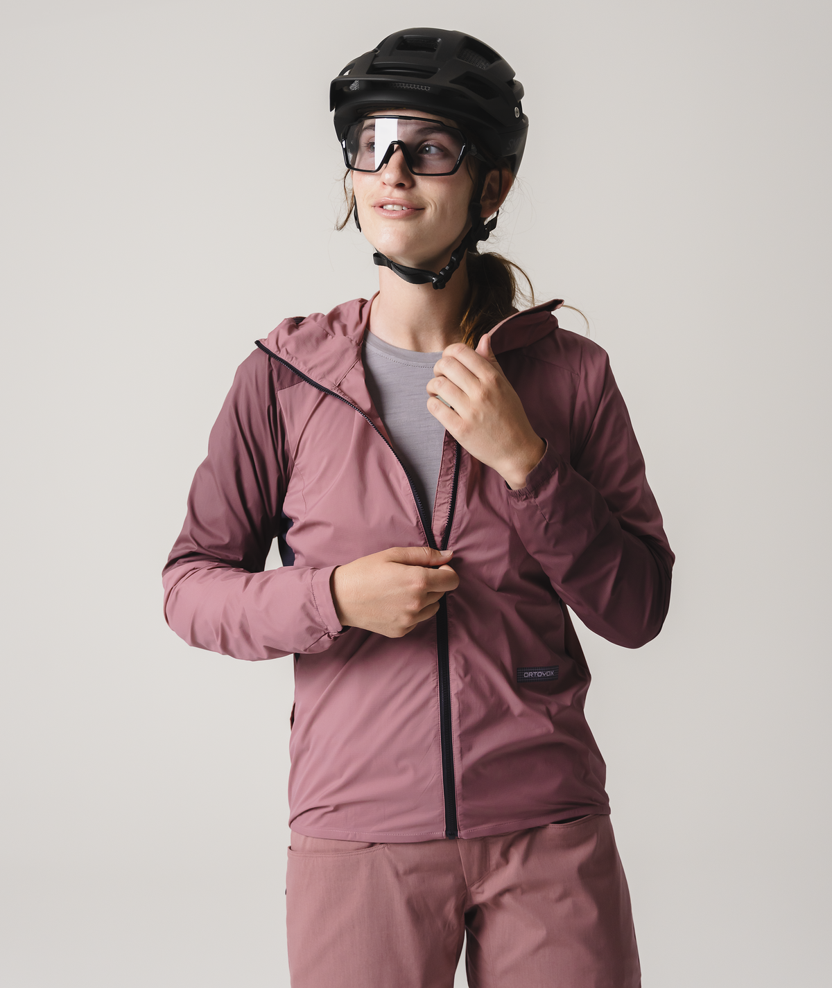 ORTOVOX SEQUENCE WIND JACKET W white tea
