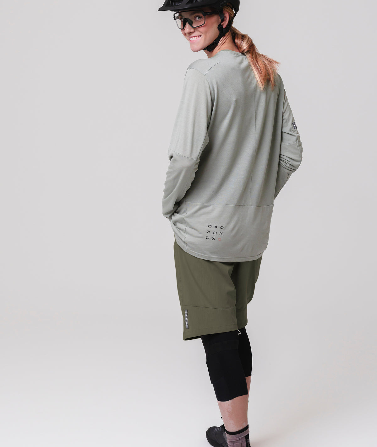 SEQUENCE FREE SHORTS W dark wild herbs